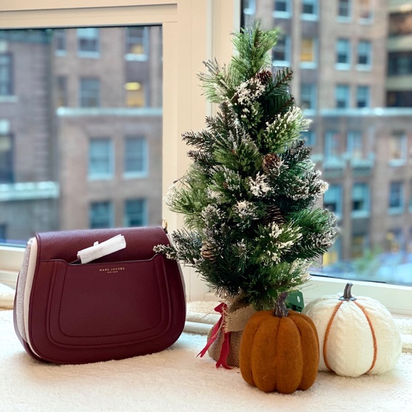 Marc Jacobs Empire City Messenger Bag Dark Red - Picture 9 of 9